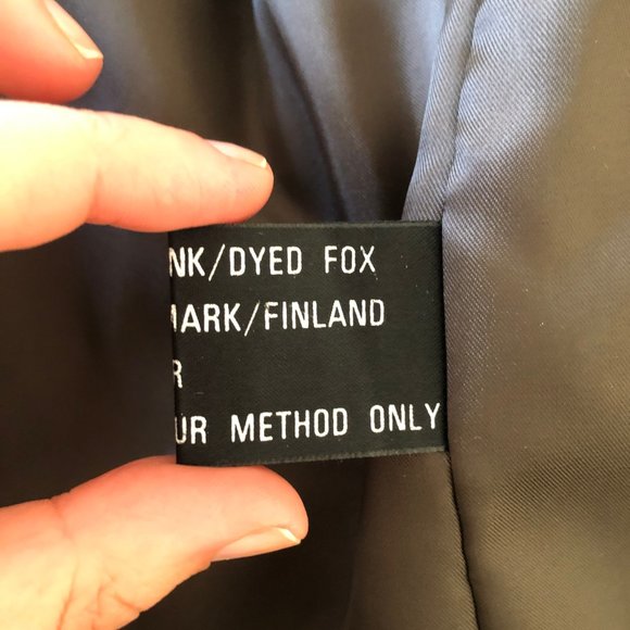 Vintage Mink Fur Coat with Fox Trim - Picture 9 of 9